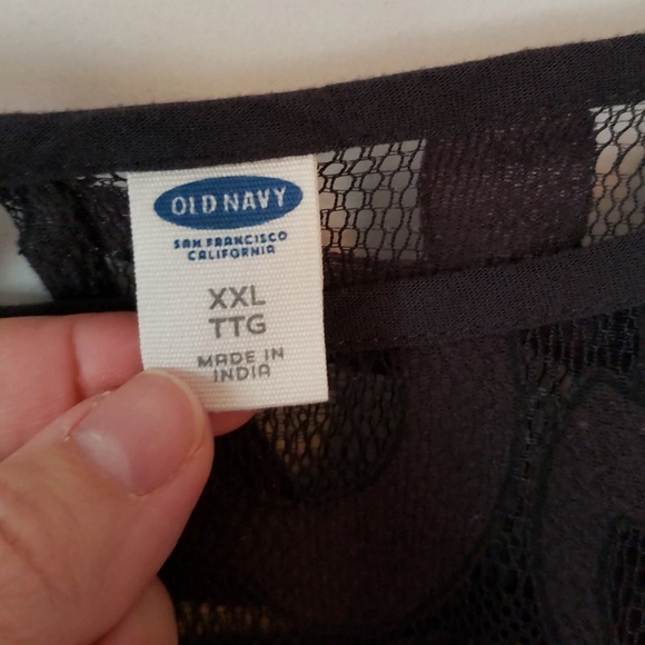 Old Navy top - Picture 3 of 5